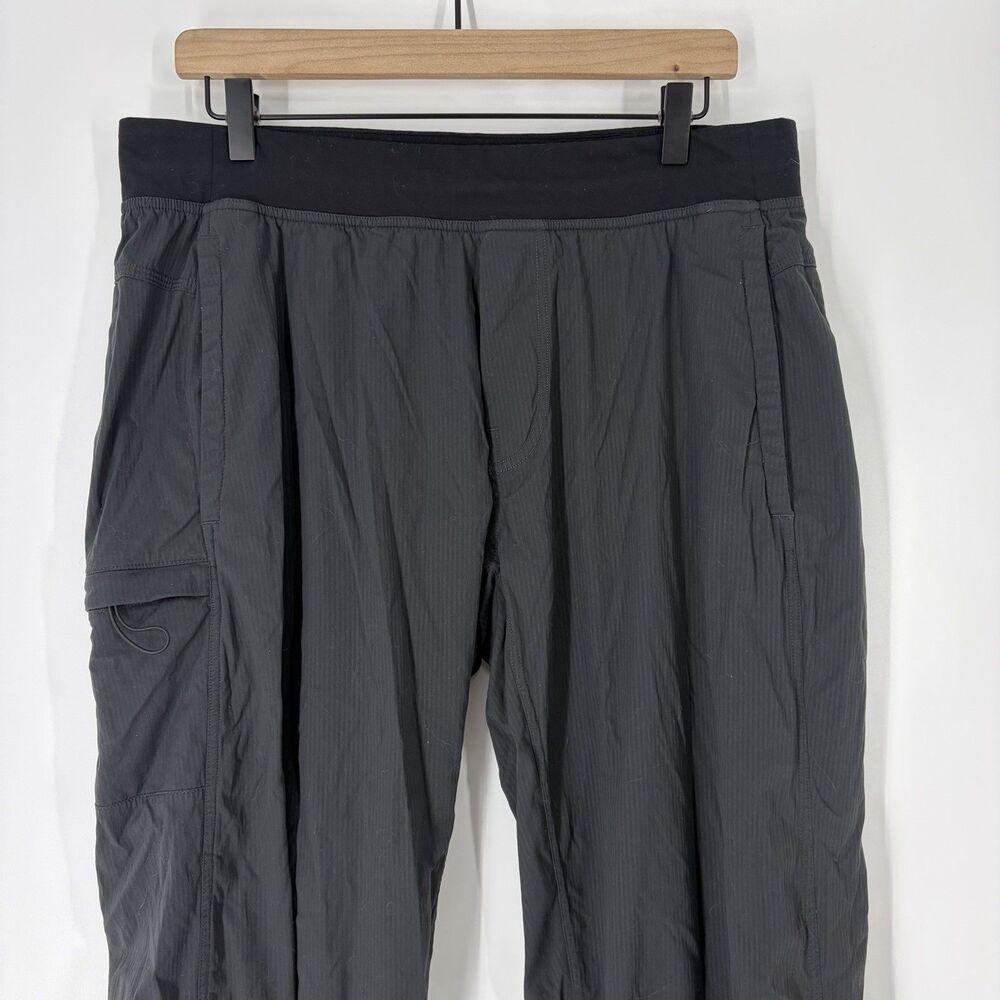 Lululemon Seawall Track Pant Size XL Mens 34x34 Black Striped Pull On Cargo - Picture 2 of 6